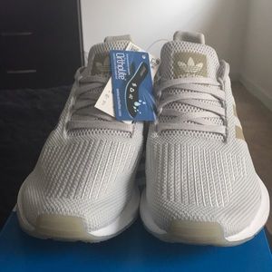 Adidas Originals Swift Run Sneakers